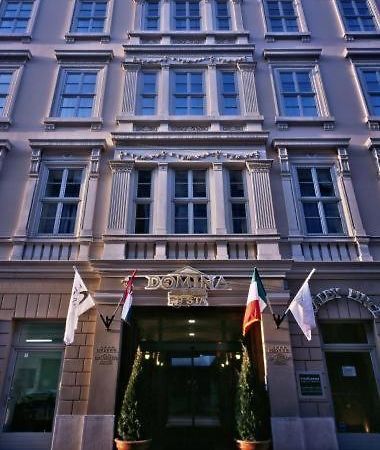 Domina Inn Fiesta - Budapeszt Zewnętrze zdjęcie