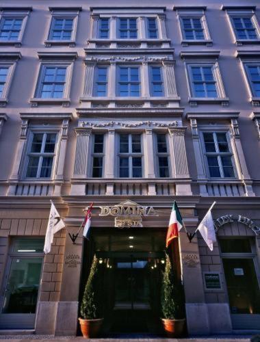 Domina Inn Fiesta - Budapeszt Zewnętrze zdjęcie